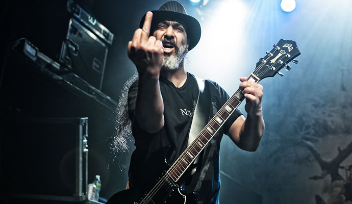 (04/091960) Nació Kim Thayil de Soesgarden