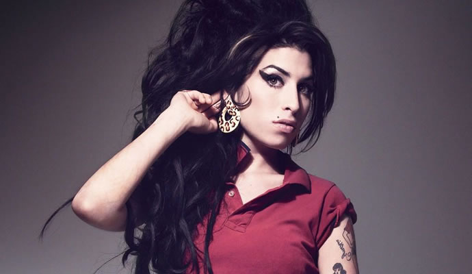 (14/09/1983) Nació Amy Winehouse