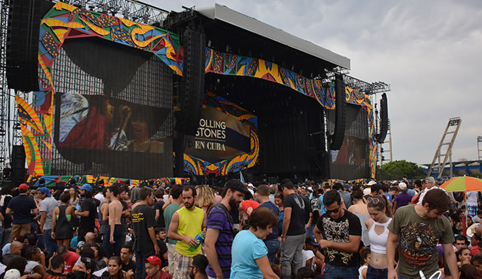 Vista del escenario de los Stones en Cuba. Foto: Felipe Rocha