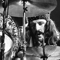 Jhon Bonham, baterista de Led Zeppelin