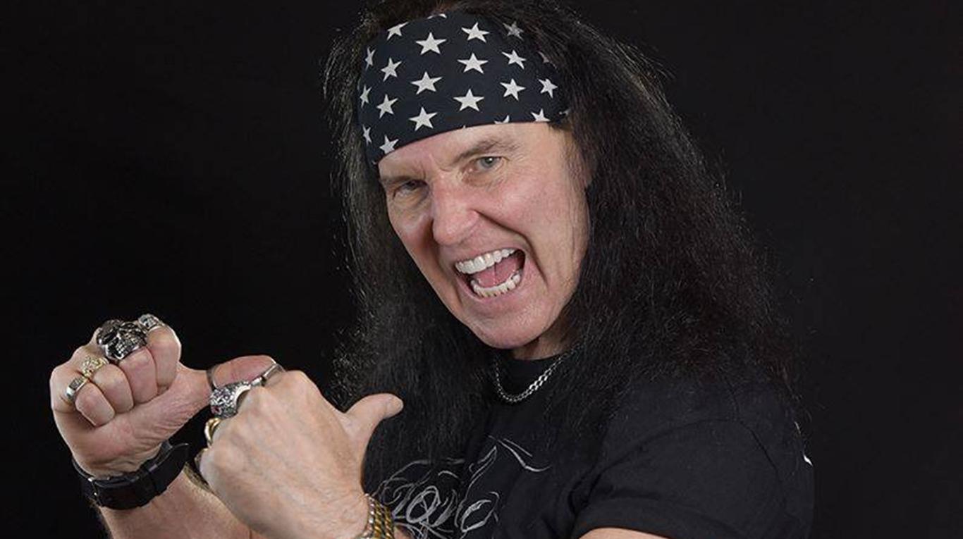 Dave Evans, primer vocalista de AC/DC llega a Bogotá Dave Evans, primer vocalista de AC/DC llega a Bogotá