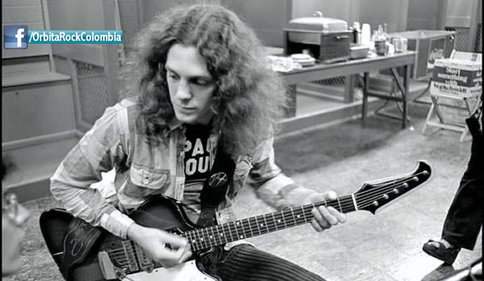El 1 de enero de 1990 murió Allen Collins guitarrista de Lynyrd Skynyrd a causa de una neumonía.