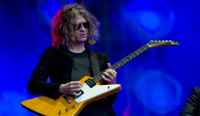 El 28 de marzo de 1976 nació Dave Keuning de The Killers.