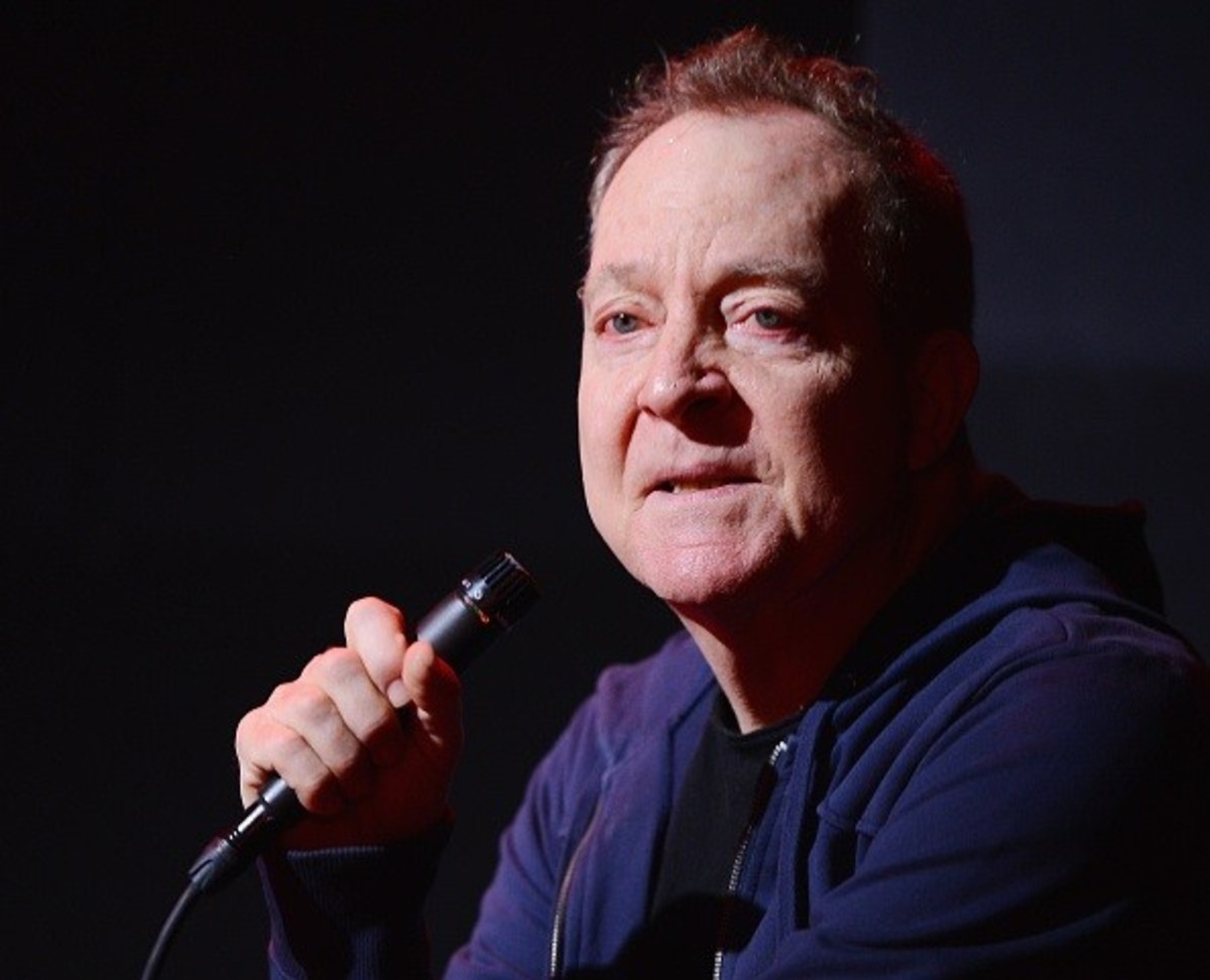 El 1 de julio de 1952 nació Fred Schneider de The B-52's El 1 de julio de 1952 nació Fred Schneider de The B-52's