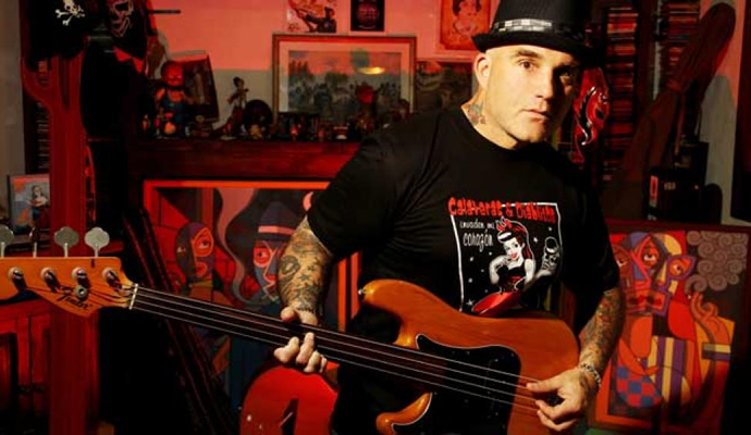 El 26 de julio de 1964 nació Flavio Cianciarulo de los Fabulosos Cadillacs El 26 de julio de 1964 nació Flavio Cianciarulo de los Fabulosos Cadillacs