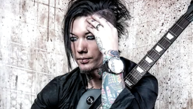 En 1972 nació DJ Ashba quién fue integrante de Guns N Roses