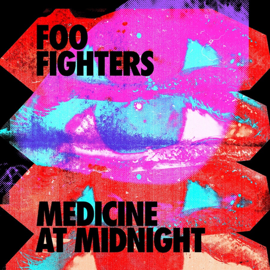 Portada Medicine at Midnight de Foo Fighters