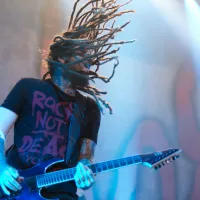 Korn regresó a Bogotá