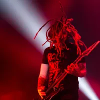 Korn regresó a Bogotá