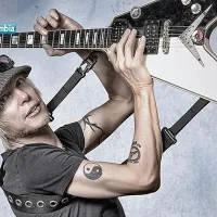 Nació el guitarrista Michael Schenker Nació el guitarrista Michael Schenker