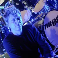 El 31 de enero de 1967 nació Jason Cooper baterista de The Cure El 31 de enero de 1967 nació Jason Cooper baterista de The Cure