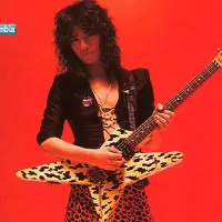 El 22 de febrero de 1961 nació Akira Takasaki de Loudness.