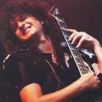 El 5 de abril de 2007 murió Murió Mark St. John quién fue guitarrista de Kiss en 1984 El 5 de abril de 2007 murió Murió Mark St. John quién fue guitarrista de Kiss en 1984