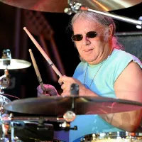 El 29 de junio de 1948 nació Ian Paice de Deep Purple El 29 de junio de 1948 nació Ian Paice de Deep Purple