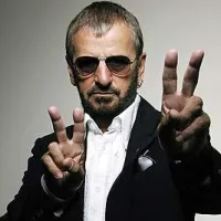 El 7 de julio de 1940 nació Ringo Starr de The Beatles El 7 de julio de 1940 nació Ringo Starr de The Beatles