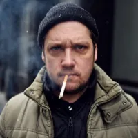 El 9 de julio de 1975 nació Isaac Brock de Modest Mouse El 9 de julio de 1975 nació Isaac Brock de Modest Mouse