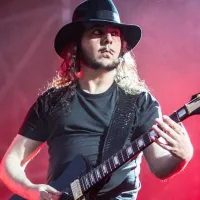 El 18 de julio de 1975 nació Daron Malakian de System of a Down