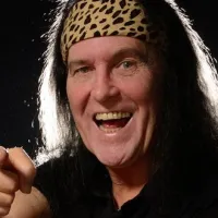 El 20 de julio de 1953 nació Dave Evans de AC/DC El 20 de julio de 1953 nació Dave Evans de AC/DC