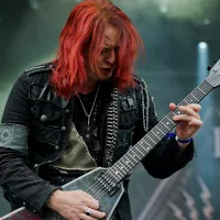 El 28 de julio de 1970 nació Michael Amott de Arch Enemy El 28 de julio de 1970 nació Michael Amott de Arch Enemy