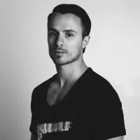 Josh Farro, ex guitarrista de Paramore Josh Farro, ex guitarrista de Paramore