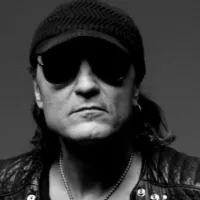 En 1955 nació Matthias Jabs de Scorpions En 1955 nació Matthias Jabs de Scorpions
