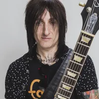 En 1966 nació Richard Fortus, uno de los guitarristas de Guns N Roses