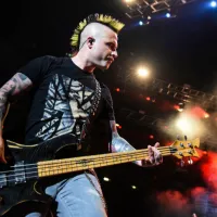 En 1984 nació Johnny Christ, bajista de Avenged Sevenfold En 1984 nació Johnny Christ, bajista de Avenged Sevenfold