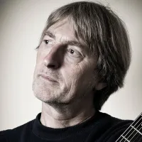 En 1951 nació Anthony Phillips de Genesis