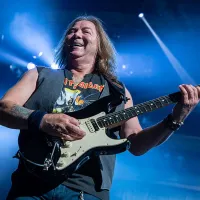 En 1956 nació Dave Murray de Iron Maiden