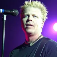 En 1965 nació Dexter Holland de The Offspring En 1965 nació Dexter Holland de The Offspring