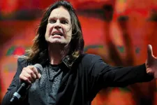 Ozzy Osbourne presenta su décimo tercer disco