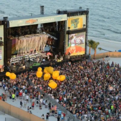 Hangout Music Fest es un festival al borde de la playa