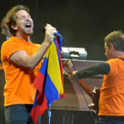 Pearl Jam en su presentación en Bogotá