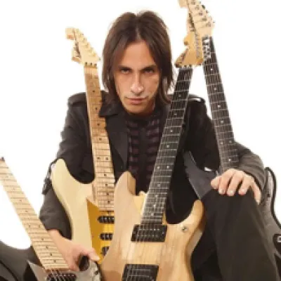 Nuno Bettencourt nació el 20 de septiembre de 1966