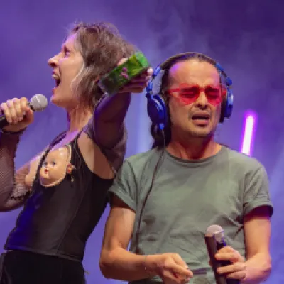 Andrea Echeverry de Aterciopelados junto a Edson Velandia en el cierre de Altavoz Fest 2020