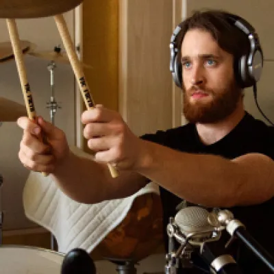 Daniel Platzman baterista de Imagine Dragons cancela su participación en la gira latinoamericana 2023