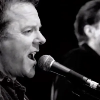 Kiefer Sutherland con su nuevo proyecto musical (Imagen: YouTube)