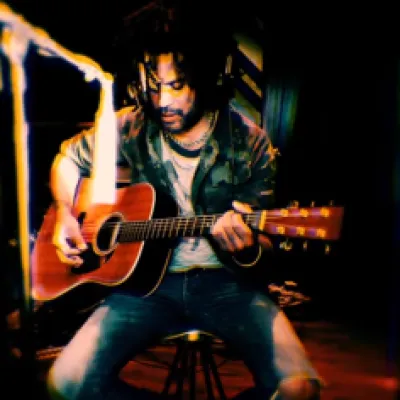 Lenny Kravitz presenta su homenaje a Johnny Cash