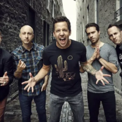 Simple Plan presenta su quinto trabajo discográfico