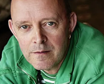 El 15 de julio de 1947 nació Peter Banks de YES.