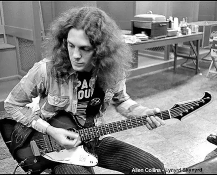 El 19 de julio de 1952 nació Allen Collins de Lynyrd Skynyrd.