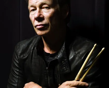 El 20 de julio de 1956 nació Paul Cook de Sex Pistols