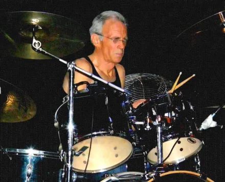 Ron Bbushy, ex baterista de Iron Butterfly
