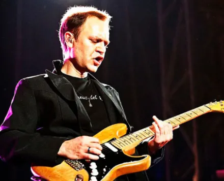 En 1965 nació Juan Valdivia de Heroes del Silencio