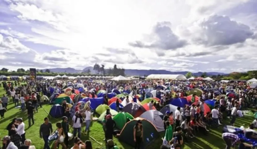 El público disfrutó del excelente clima en el Jamming Festival 2013