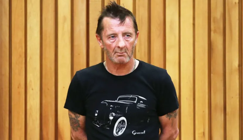 Phil Rudd ex-baterista de AC/DC en el tribunal Phil Rudd ex-baterista de AC/DC en el tribunal