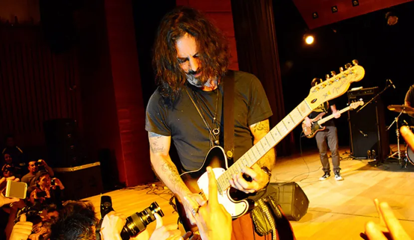 Richie Kotzen en su concierto en Bogotá