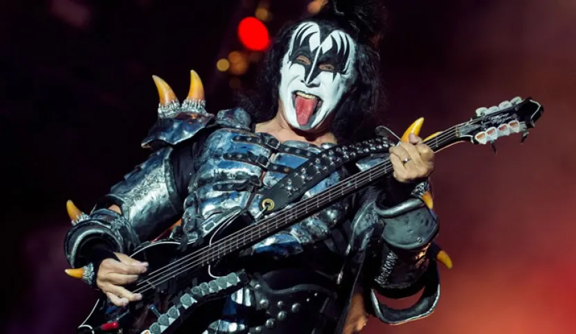 Gene Simmons el 25 de agosto de 1949