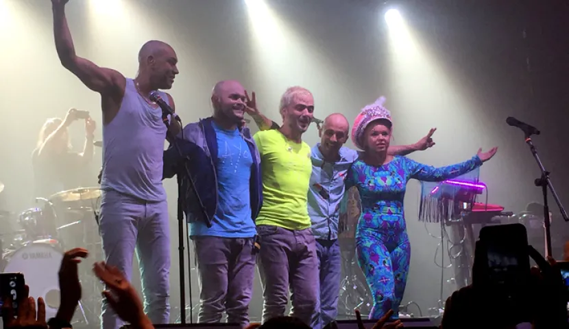 Bomba Estéreo presento su nuevo disco en Barcelona Bomba Estéreo presento su nuevo disco en Barcelona