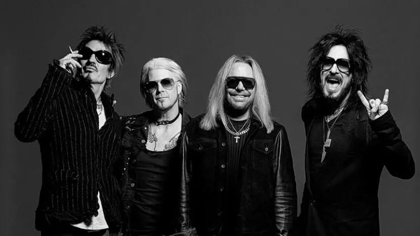 Mötley Crüe con su nuevo guitarrista Jhon 5 - Ph. Ross Halfin. Tomado de Tw. @thevinceneil Mötley Crüe con su nuevo guitarrista Jhon 5 - Ph. Ross Halfin. Tomado de Tw. @thevinceneil